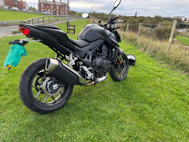 Honda CB750 Hornet (2025 model, 755cc)