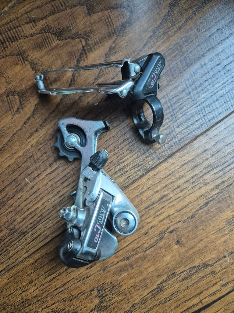Retro 90's altus c10 3 / 7 speed front & rear derailleur