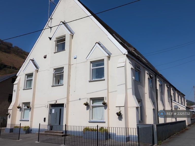 image for 1 bedroom in River Row, Cwm, NP23 (#2325732)