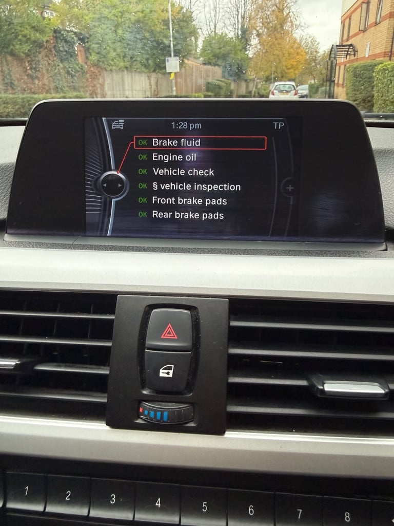 BMW, 3 SERIES, Saloon, 2012, Manual, 1995 (cc), 4 doors