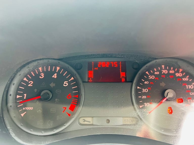 RENAULT CLIO 2010, MANUAL 1.1, VERY LOW MILEAGE 28000, LOW EMISSION, 1 PREVIOUS OWNER