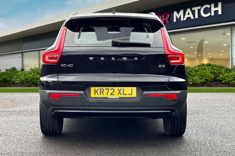 2023 Volvo XC40 2.0 B3 MHEV Plus DCT Auto Euro 6 (s/s) 5dr SUV PETROL Automatic