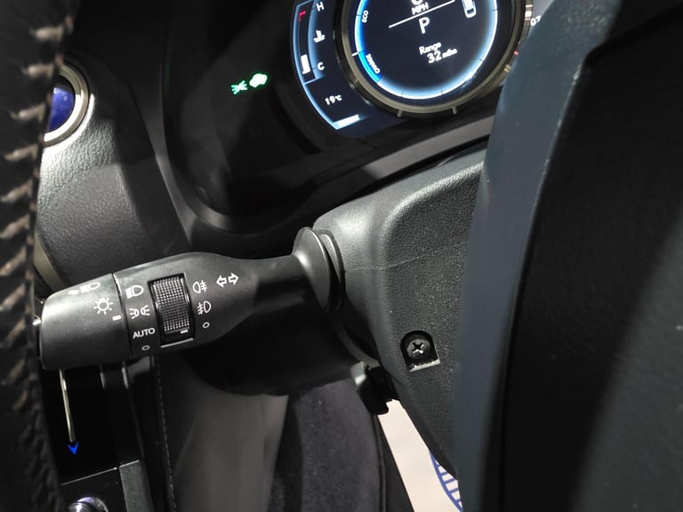 2014 Lexus IS 2.5 300h F Sport E-CVT Euro 5 (s/s) 4dr SALOON Petrol/Electric Hybrid Automatic