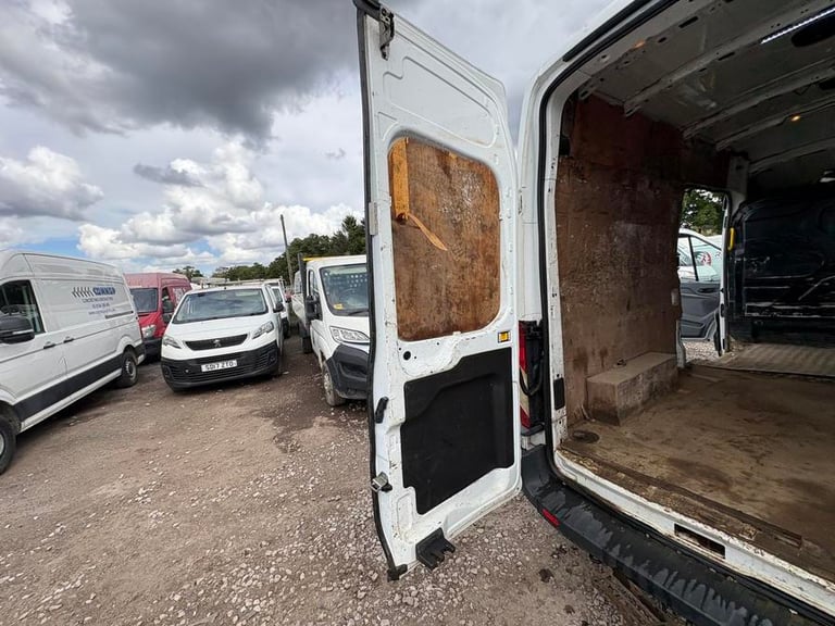 2015 Ford Transit 2.2 TDCi 125ps H3 Van PANEL VAN DIESEL Manual