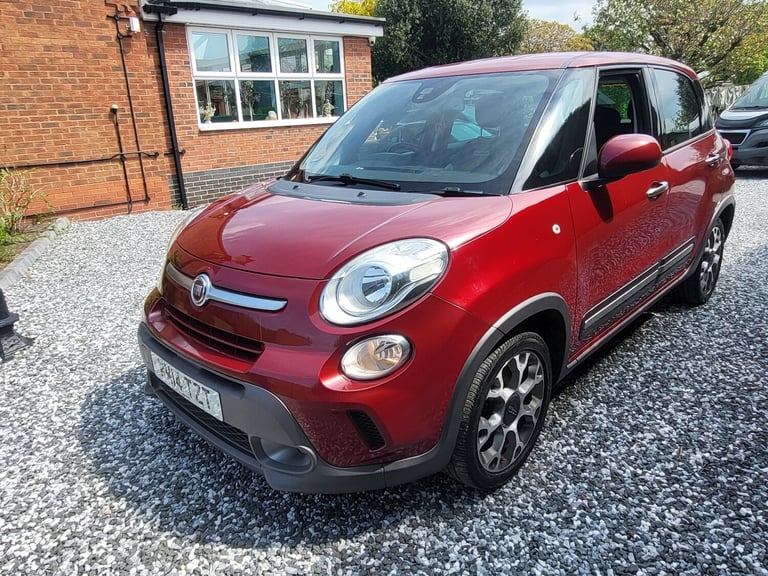 FIAT 500L TREKKING 1.4 PETROL 2 OWNER 77K FULL HISTORY IDEAL FAMILY VEHICLE 