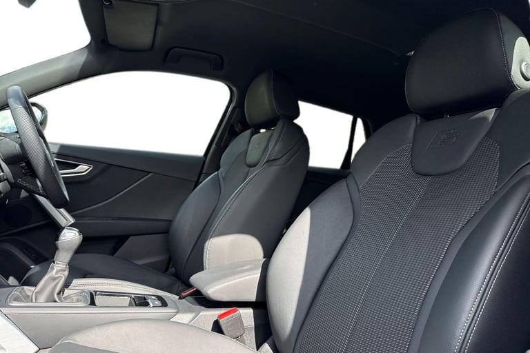 2025 Audi Q2 S line 30 TFSI  116 PS 6-speed SUV PETROL Manual