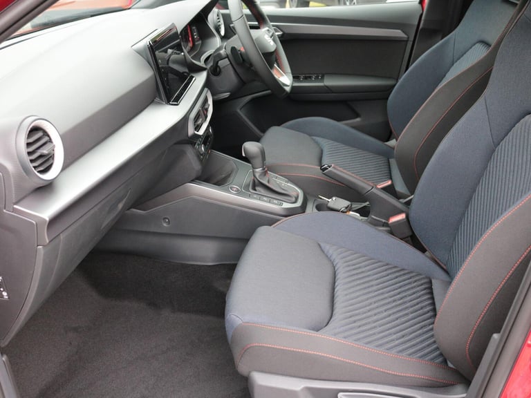  SEAT Arona 1.0 TSI FR Black Edition SUV 5dr Petrol Manual Euro 6 (s/s) (115 ps) Petrol Manual