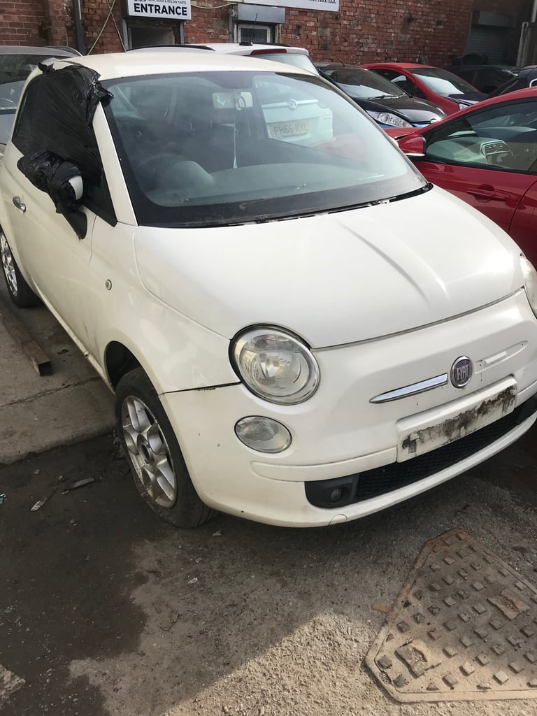 Fiat. 500. White Front Bumper.  2010 - 2012.   