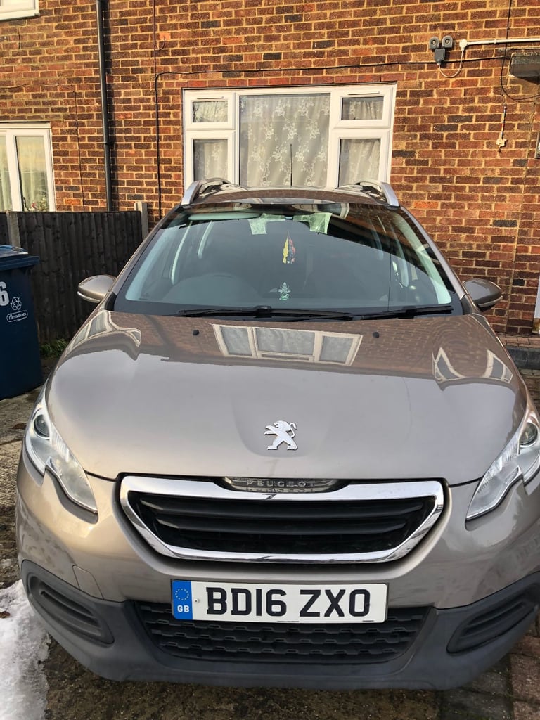BEST OFFER PLEASE  Lady Driver Long MOT TILL OCT 2026 Peugeot, 2008,SUV/Hatchback