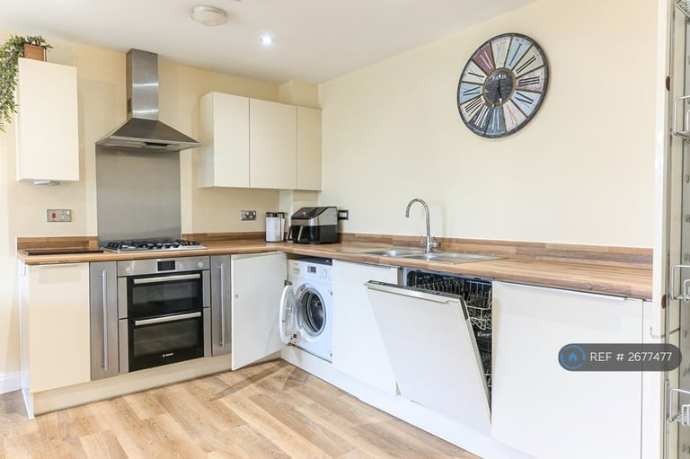 2 bedroom flat in Thornfield House, Bristol, BS10 (2 bed) (#2677477)