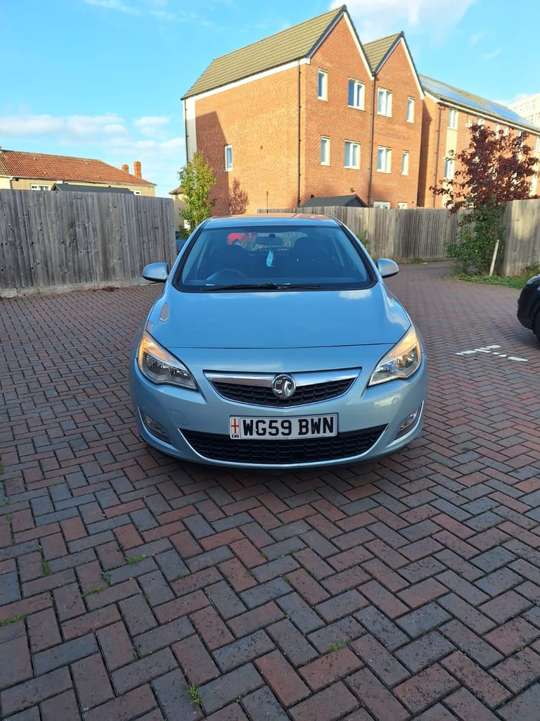 Vauxhall, ASTRA, Hatchback, 2009, Manual, 1598 (cc), 5 doors