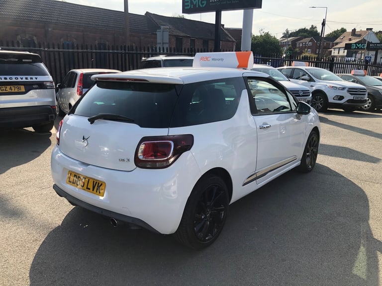 2015 DS DS 3 1.2 PureTech 110 DStyle Nav 3dr Petrol