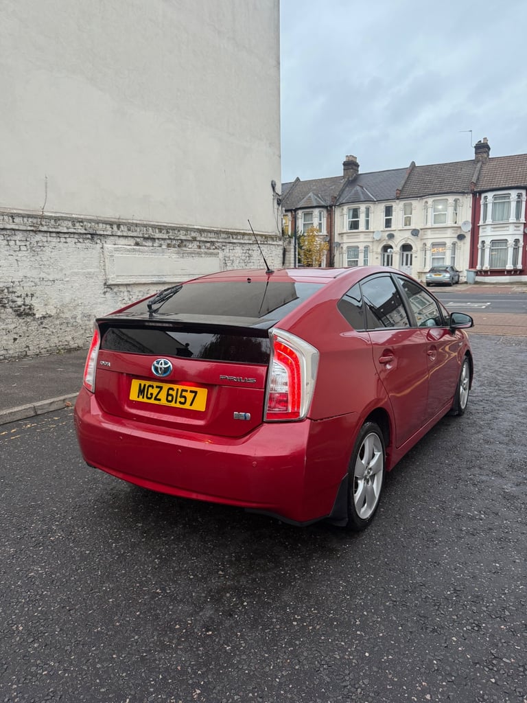 2012 TOYOTA PRIUS T4 1.8 HYBRID AUTOMATIC UK MODEL FULL LOADED SPEC 