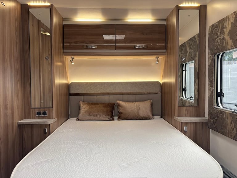 20 SWIFT CHALLENGER 835 X, SPECIAL EDITION CELESTE, AWD MOVER, ALDE, TALL FRIDGE