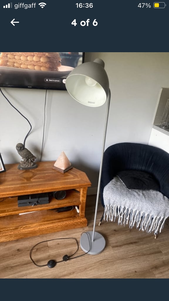 5ft lamp with foot switch