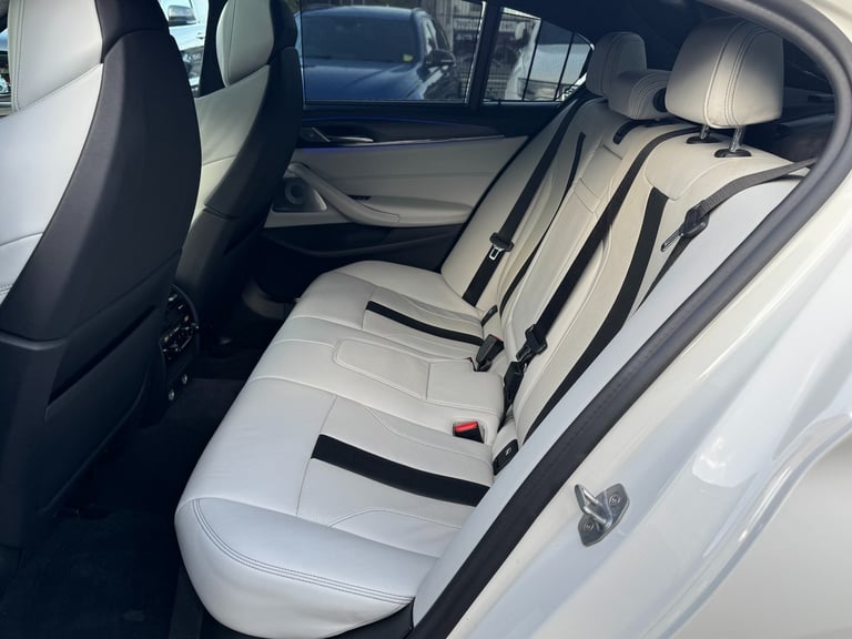 2020 BMW M5 4.4 V8 GPF Saloon 4dr Petrol Steptronic xDrive Euro 6 (s/s) (600 ps) SALOON Petrol Au...