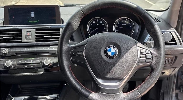 2018 BMW 1 Series 118i Sport 5dr NAV ++ SAT NAV / ULEZ / DAB / BLUETOOTH ++ HATCHBACK Petrol Manual