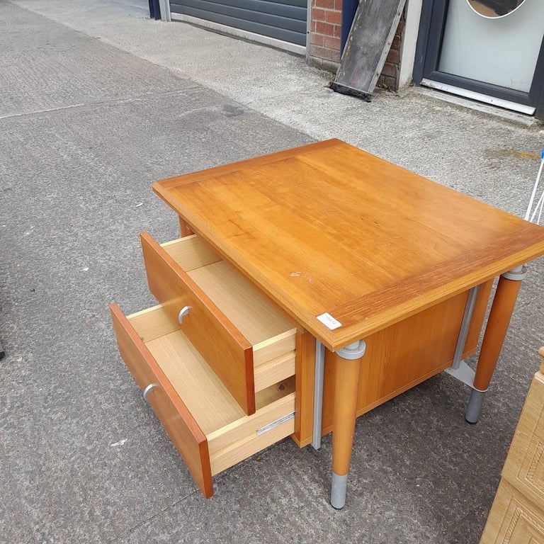 2 drawer side table 71cm x 56cm x 50cm, Ref:19032 £15.00