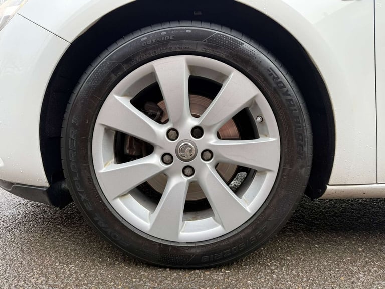 2014 Vauxhall Astra 1.4 Astra GTC Sport S/S 3dr Coupe Petrol Manual