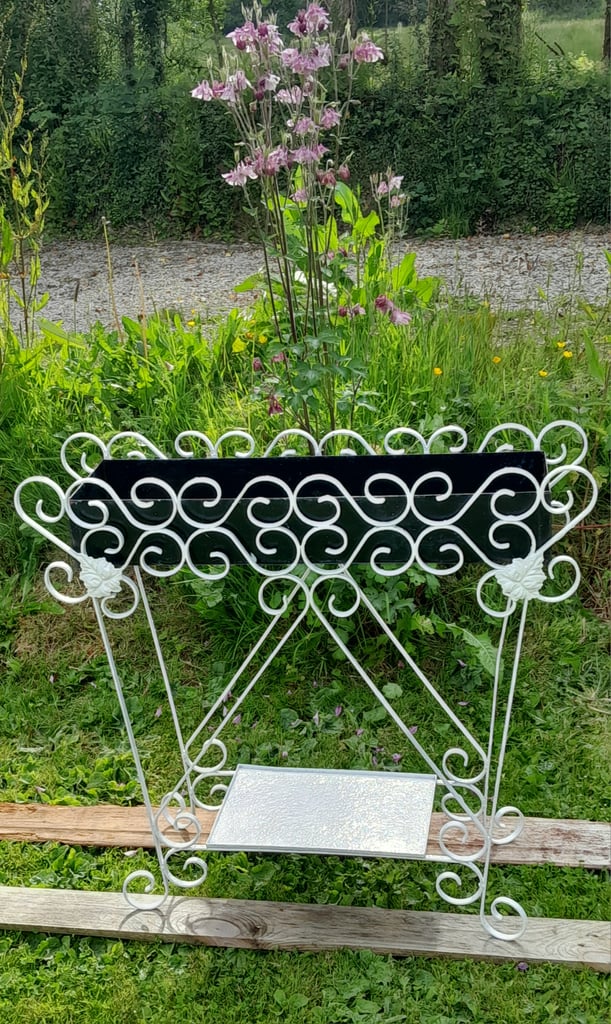 VINTAGE 1960'S PLANT STAND