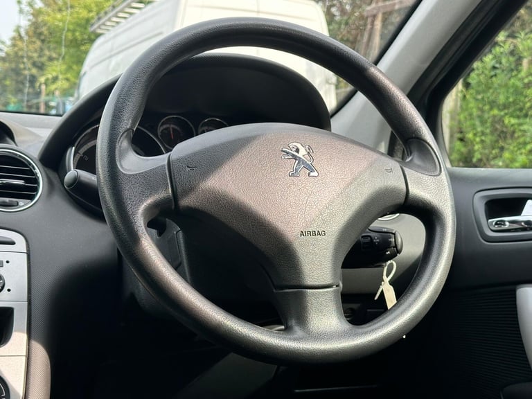 2012 Peugeot 308 SW 1.6 VTi Access Euro 5 5dr ESTATE Petrol Manual