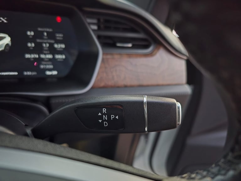 2020 Tesla Model X Electric 100 kWh 7 Seats PCO Eligible Long Range 4dr 2 Keys ULEZ Free Saloon E...