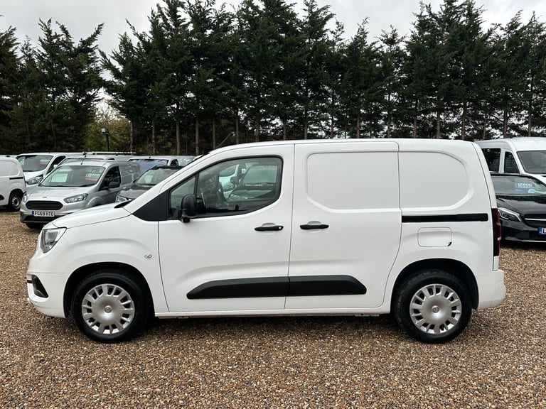 2020 Vauxhall Combo 1.5 Turbo D 2000 Sportive L1 H1 Euro 6 (s/s) 4dr PANEL VAN Diesel Manual