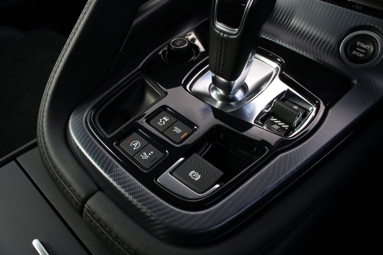  Jaguar F-Type 3.0 V6 R-Dynamic Auto Euro 6 (s/s) 2dr Petrol Automatic