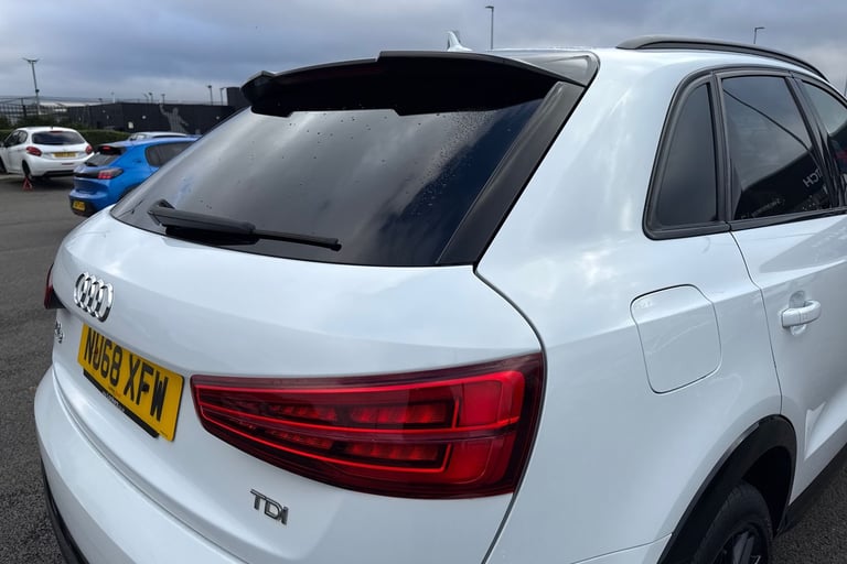 2018 Audi Q3 2.0 TDI Black Edition 5dr ESTATE DIESEL Manual