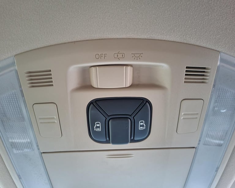 2013 FRESH IMPORT TOYOTA VELLFIRE ALPHARD HYBRID AUTOMATIC 7 SEATER ULE FREE