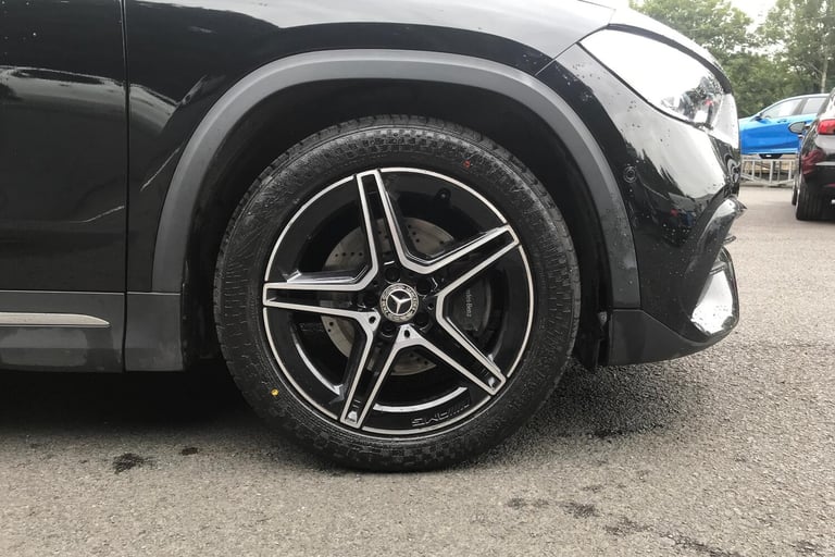  Mercedes Benz Gla 1.3 Gla180 Amg Line premium Suv 5dr Petrol 7g Dct Euro 6 s/s