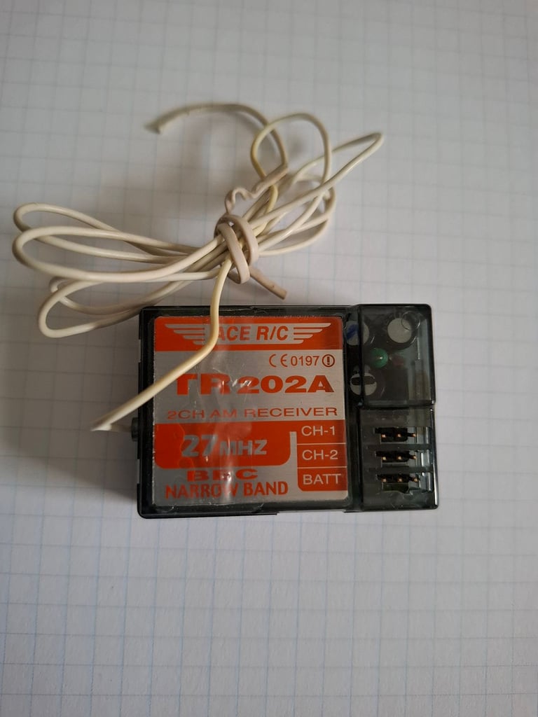 27mhz RC Transmitter, receivers & crystals