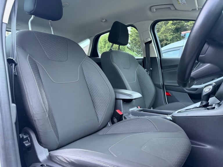 2016 Ford Focus 1.0 EcoBoost 125 Zetec 5dr Auto HATCHBACK PETROL Automatic