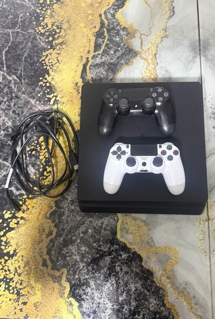 image for Playstation 4 slim