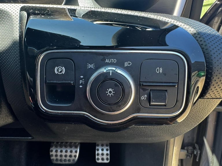 2019 Mercedes-Benz CLA 2.0 CLA220d AMG Line Coupe 8G-DCT Euro 6 (s/s) 4dr COUPE Diesel Automatic