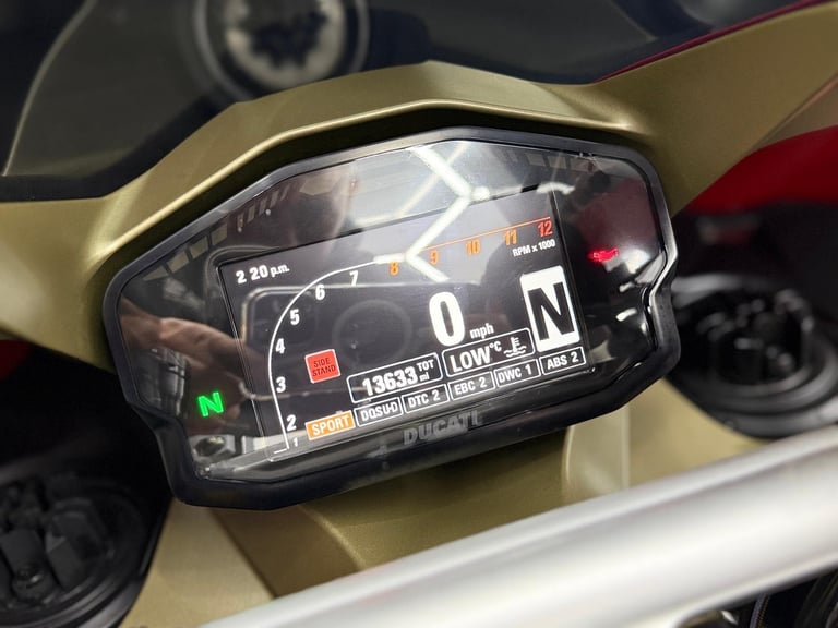 2015 15 Ducati Panigale 1299 S 1299 ABS - ++EXTRAS  **DESMO SERVICE DONE** 