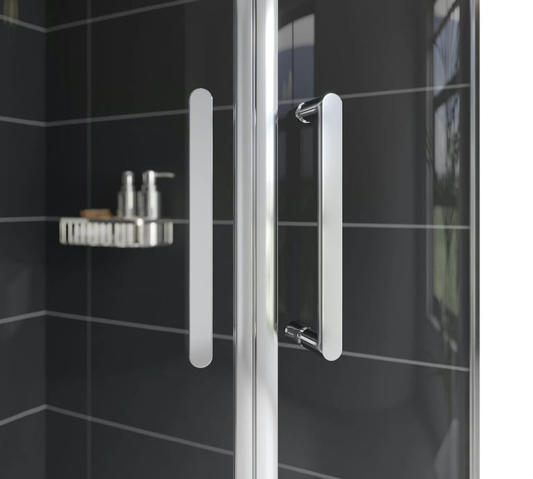 Shower enclosure: offset quadrant, 1200 x 900. 8mm safety glass. NEW IN BOX (£449 new). Bargain £240
