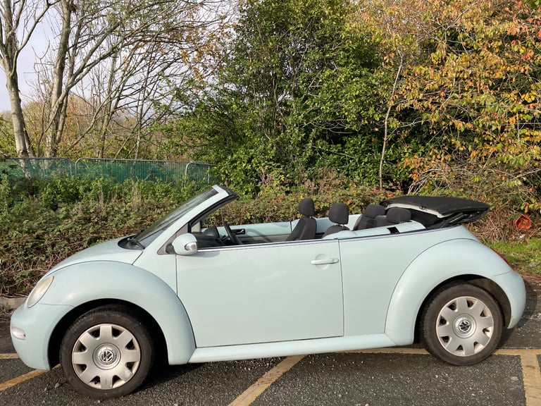 VW BEETLE 1.6 CONVERTIBLE 04 REG BLUE 2 DOOR 12 MONTHS MOT SERVICE HISTORY LOW INSURANCE