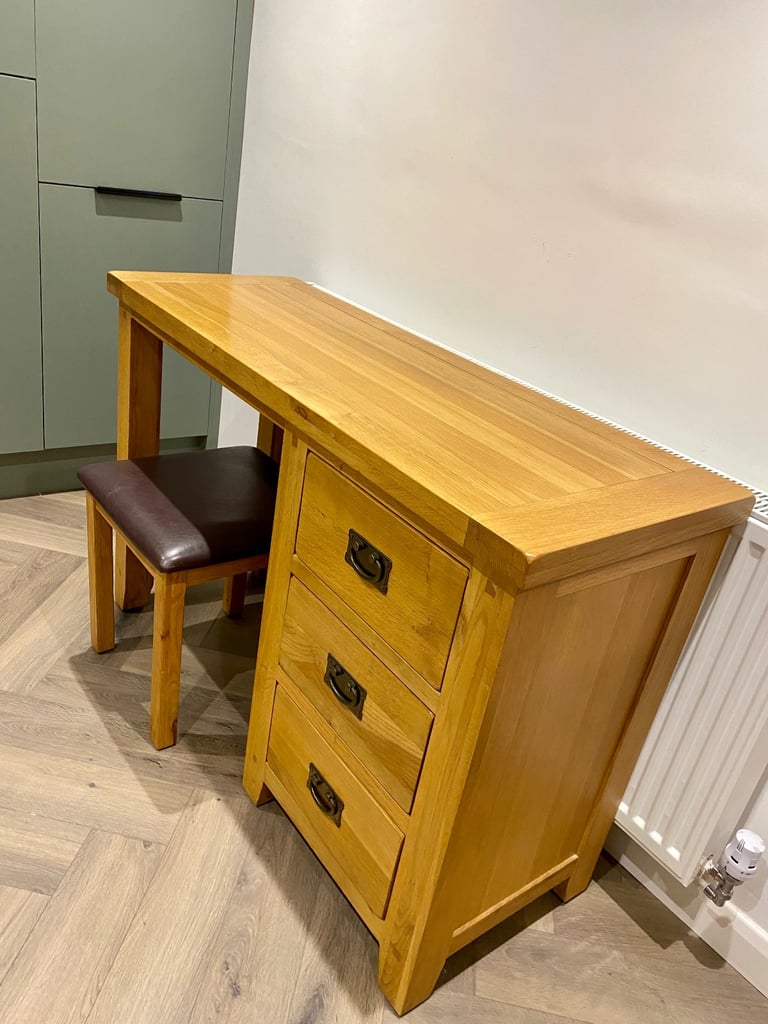 Oak Dressing Table