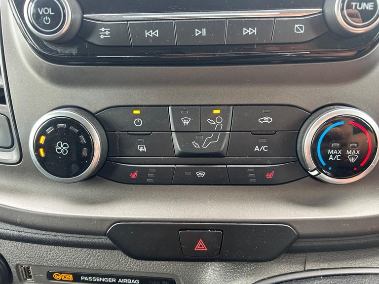 2019 Ford Transit Custom 2.0 340 EcoBlue Trend L2 H1 Euro 6 5dr PANEL VAN Diesel Manual