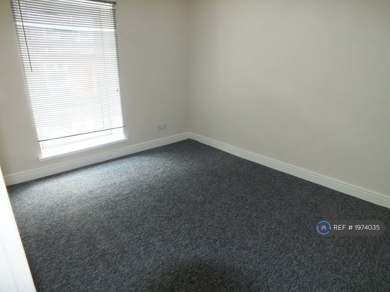 3 bedroom house in Dumfries Street, Treherbert, Treorchy, CF42 (3 bed) (#1974035)