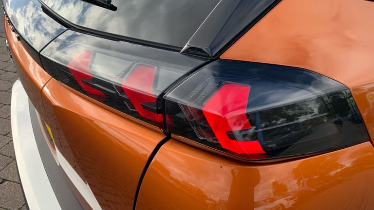 2022 Peugeot 2008 1.5 BlueHDi Allure Premium SUV 5dr Diesel Manual Euro 6 (s/s) (110 ps) SUV Dies...