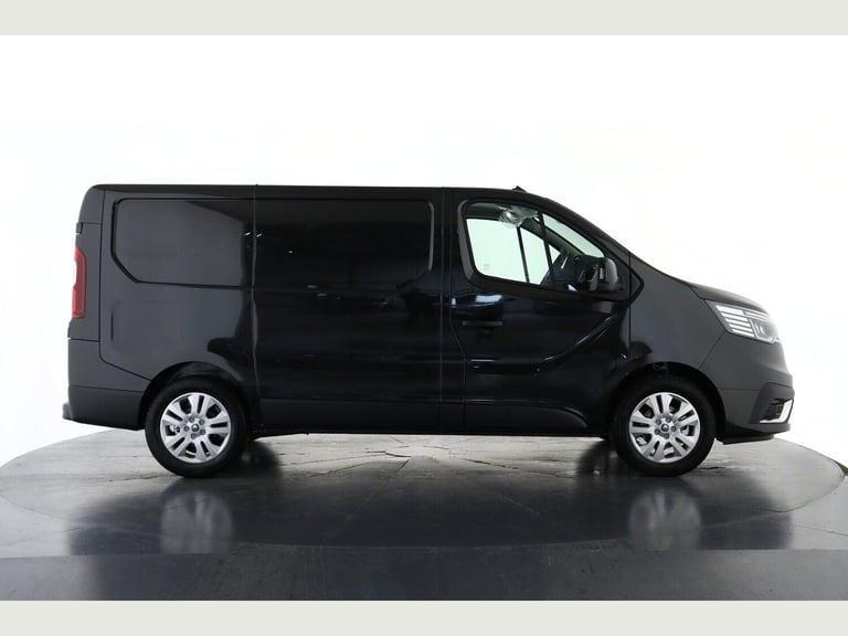 2025 Renault Trafic SL30 Blue dCi 130 Extra [Safety] Van PANEL VAN DIESEL Manual