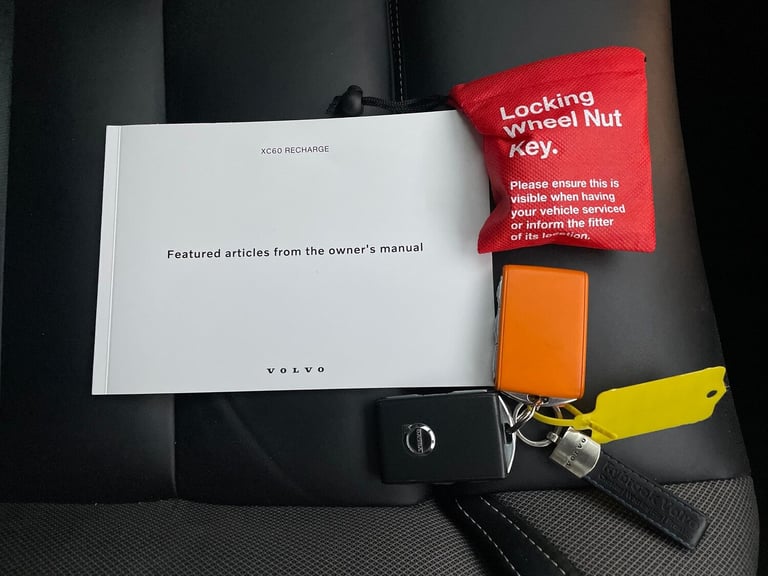 2021 Volvo XC60 2.0 T6 Recharge PHEV R DESIGN 5dr AWD Auto ESTATE PETROL/ELECTRIC Automatic