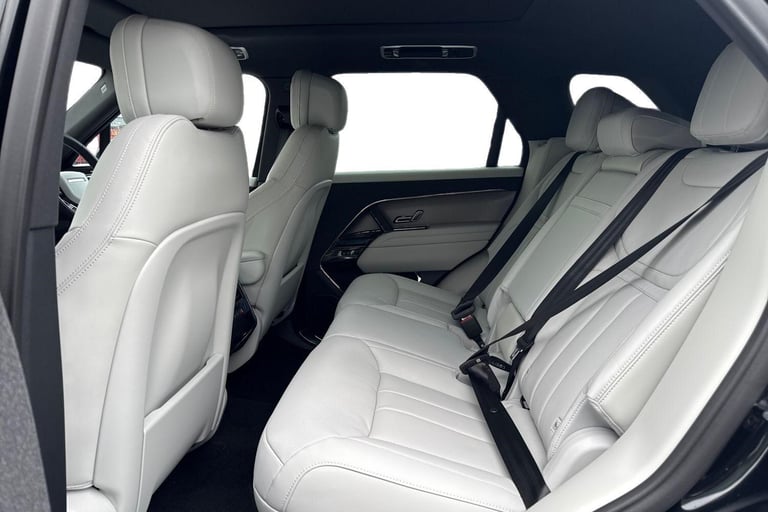 2025 Land Rover Range Rover Sport 3.0 D300 MHEV SE Auto 4WD Euro 6 (s/s) 5dr SUV Diesel Automatic