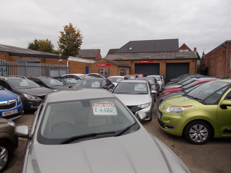 2011 MINI Hatch 1.6 Cooper Soho Euro 5 (s/s) 3dr HATCHBACK Petrol Manual