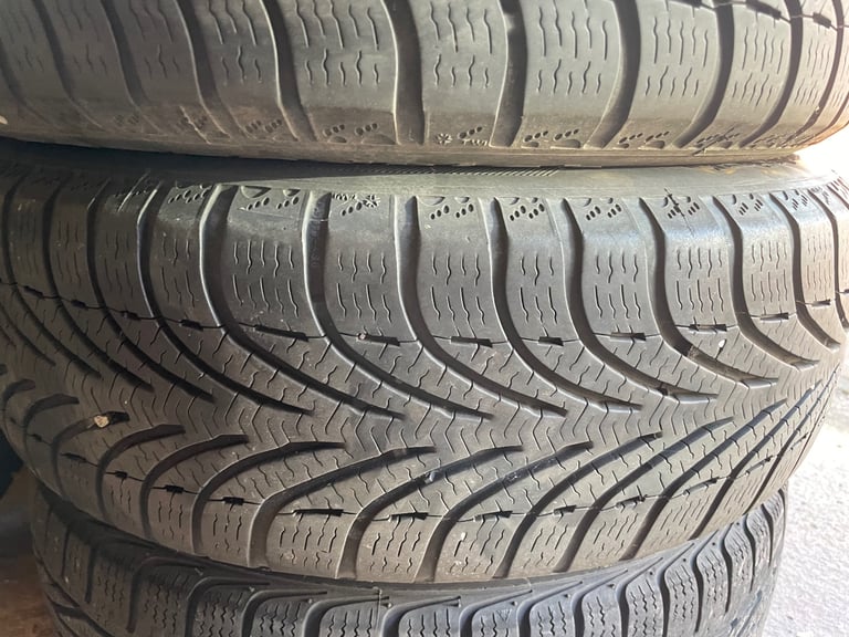 Ford fiesta 14 inch steel wheels and very good winter tyres 4x108