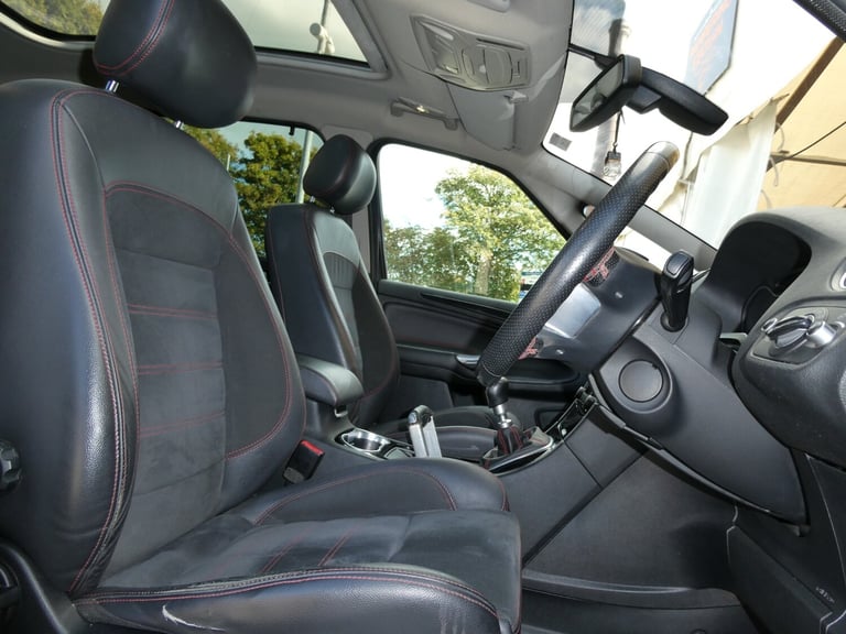 2.2 TDCi 200 Titanium X Sport 5dr *12 SERVICES +PAN ROOF +CRUISE +BTOOTH*