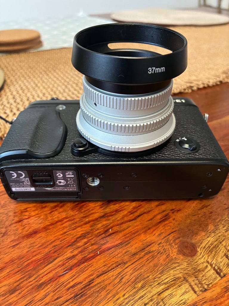 Fujifilm X Series X-E1 16.3 MP Digital Camera black - complete system 4 lenses