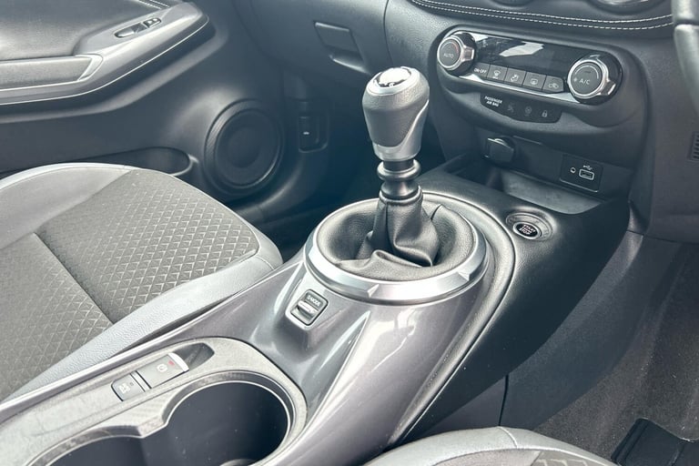  Nissan Juke 1.0 Dig T N Connecta Suv 5dr Petrol Manual Euro 6 s/s 114 Ps